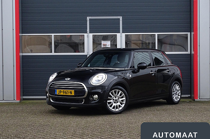 MINI Cooper Mini 1.5 Chili Serious Business | Keyless | Navi | Stoel verwarming | LED |